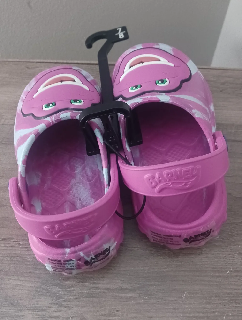 Barney slip water